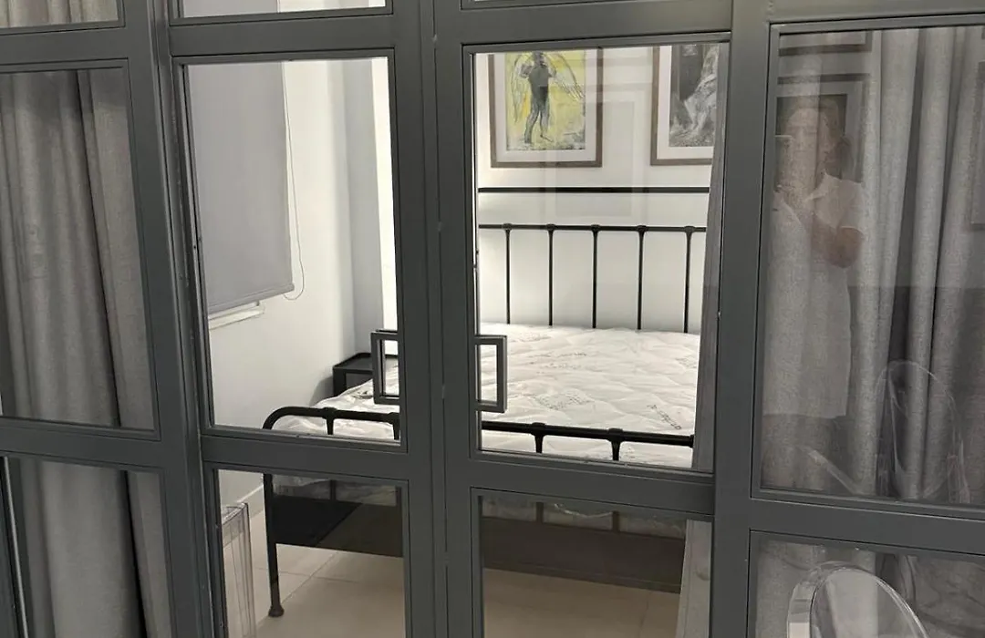 Amg Superior Central Apartment Sleeps Up To 5-1